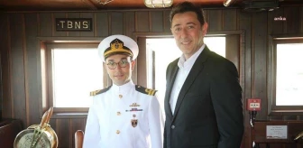 Bandırma Belediye Başkanı Tosun, Tcg Nusret Müze Gemisi'ni Ziyaret Etti