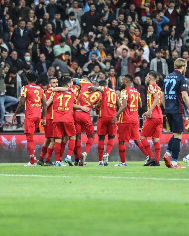 Kayserispor-Trabzonspor maçı nefes kesti! Türkiye Kupası'nda ilk finalist belli oldu