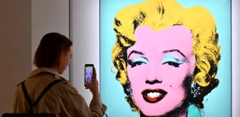 Ressam Andy Warhol'un Marilyn Monroe tablosu 195 milyon dolarla rekor kırdı