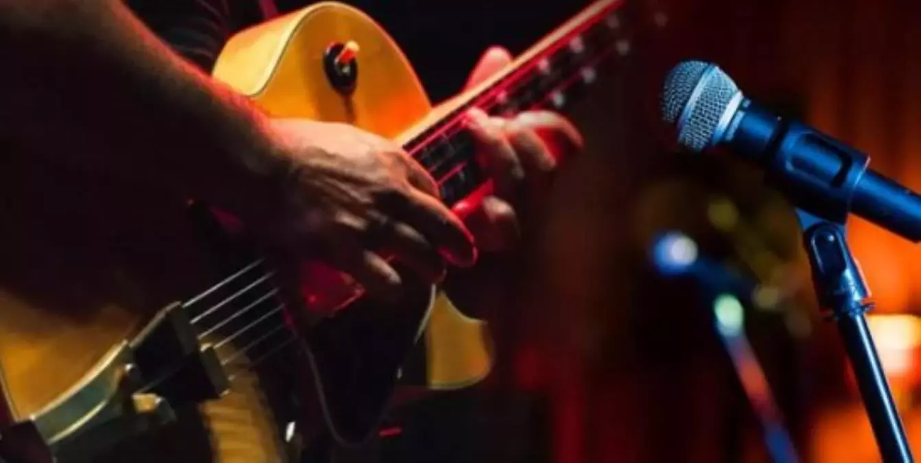 Son dakika: Pandemi döneminde saat 00.00'a çekilen gece müzik yayın saat 01.00'e uzatıldı