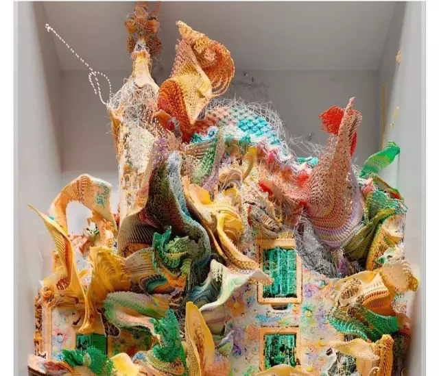 Refik Anadol'un NFT'si açık artırmada 1,38 milyon dolara satıldı Refik Anadol'un NFT'si açık artırmada 1,38 milyon dolara satıldı