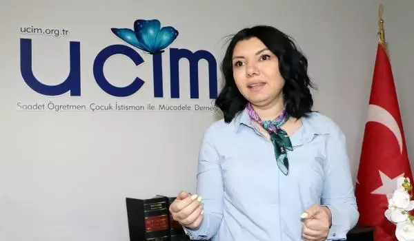 Liseli kızdan, teyze kızına dava: Evine her gittiğimizde cinsel istismara uğradım Liseli kızdan, teyze kızına dava: Evine her gittiğimizde cinsel istismara uğradım