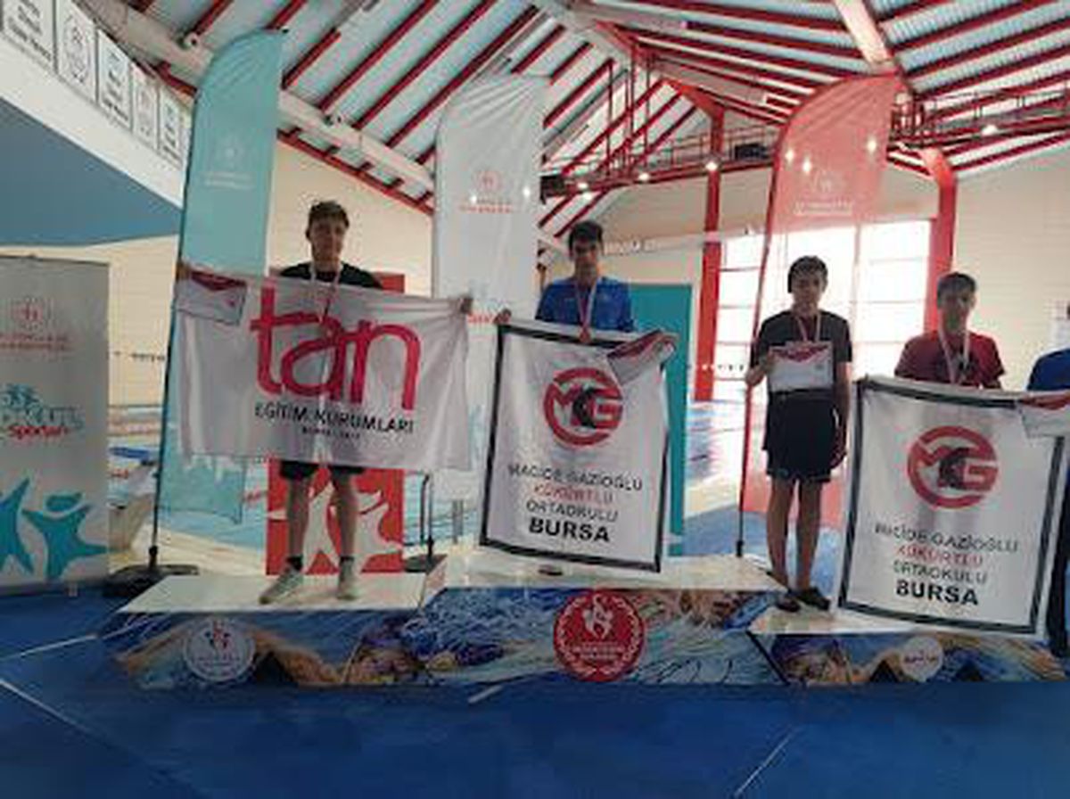 Bursa, Macide Gazioğlu Kükürtlü Ortaokulu Sporda Başarılara Doymuyor