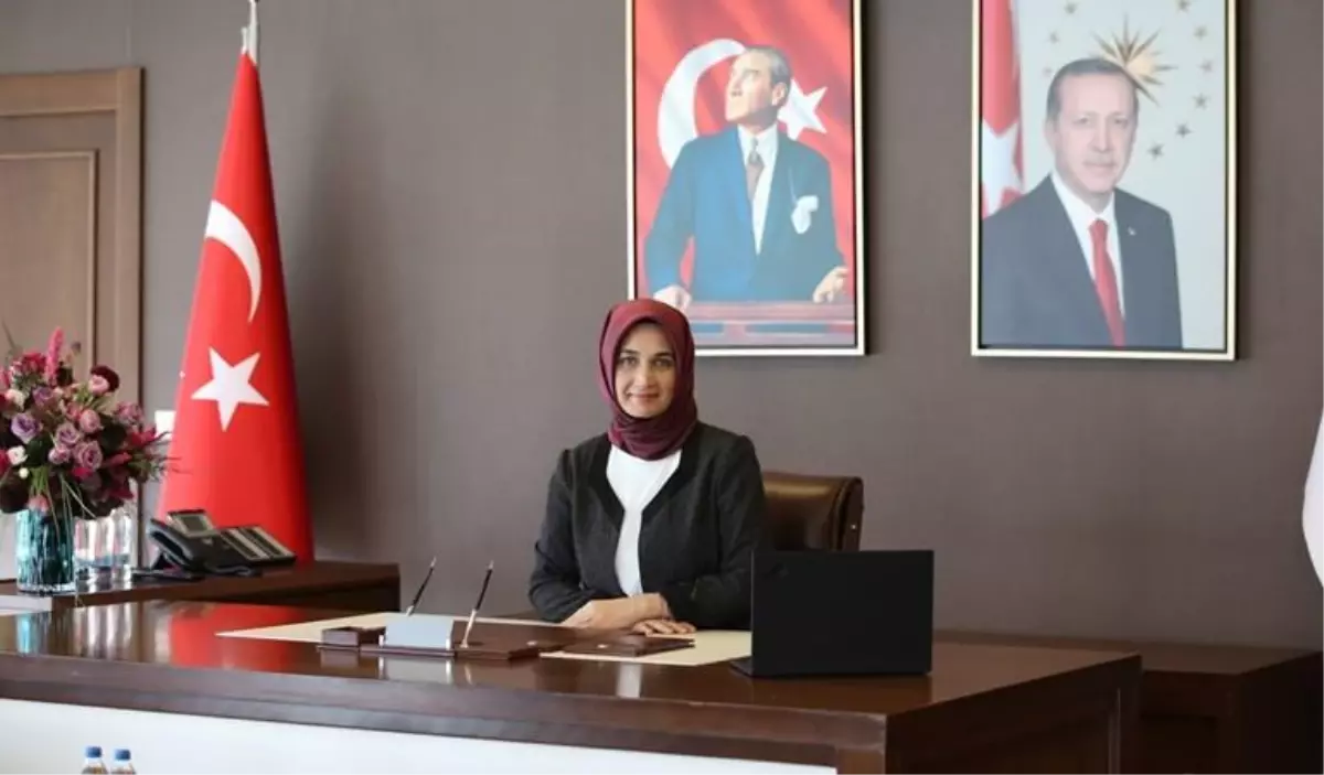 Vali Kübra Güran Yiğitbaşı kimdir? İlk başörtülü vali kimdir? Afyonkarahisar Valisi Kübra Güran Yiğitbaşı kaç yaşında, nereli?