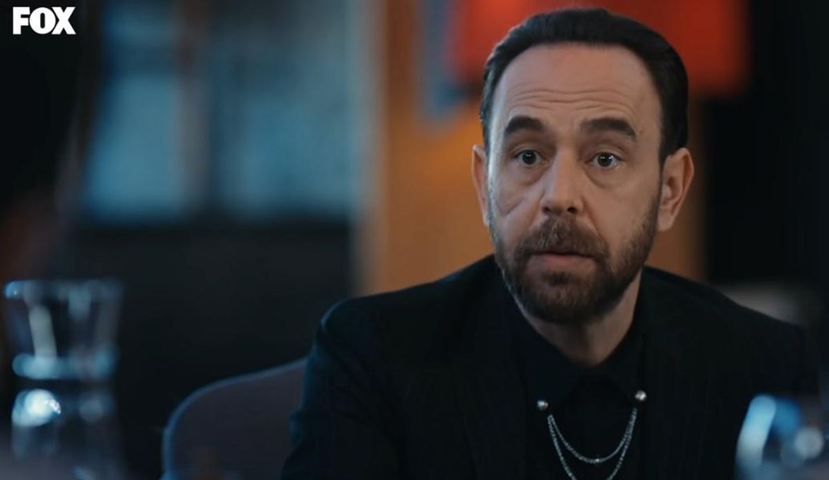Mahkum Rafi kimdir? Mahkum dizisi 'Rafi' kimdir, kim canlandırıyor? Emre Özcan kimdir, kaç yaşında, nereli?