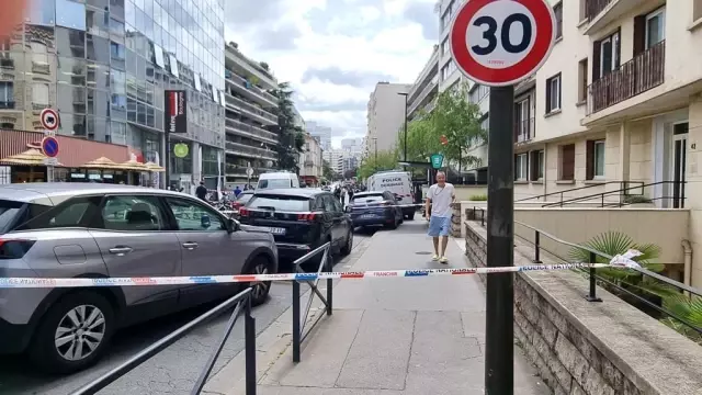 Türkiye'nin Paris Başkonsolosluğu'na bombalı saldırı