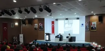 Yönetmen ve Yazar Derviş Zaim Batman Üniversitesi Öğrencileriyle Buluştu