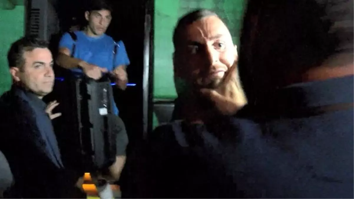 Türk futbolunun 60 yıllık çınarı küme düştü, ortalık karıştı! Taraftar kaptanı dövdü