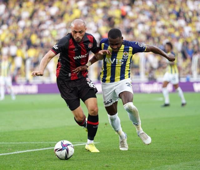 Kadıköy'e sessiz veda! Fenerbahçe, Şampiyonlar Ligi'ni garantileyemedi Kadıköy'e sessiz veda! Fenerbahçe, Şampiyonlar Ligi'ni garantileyemedi