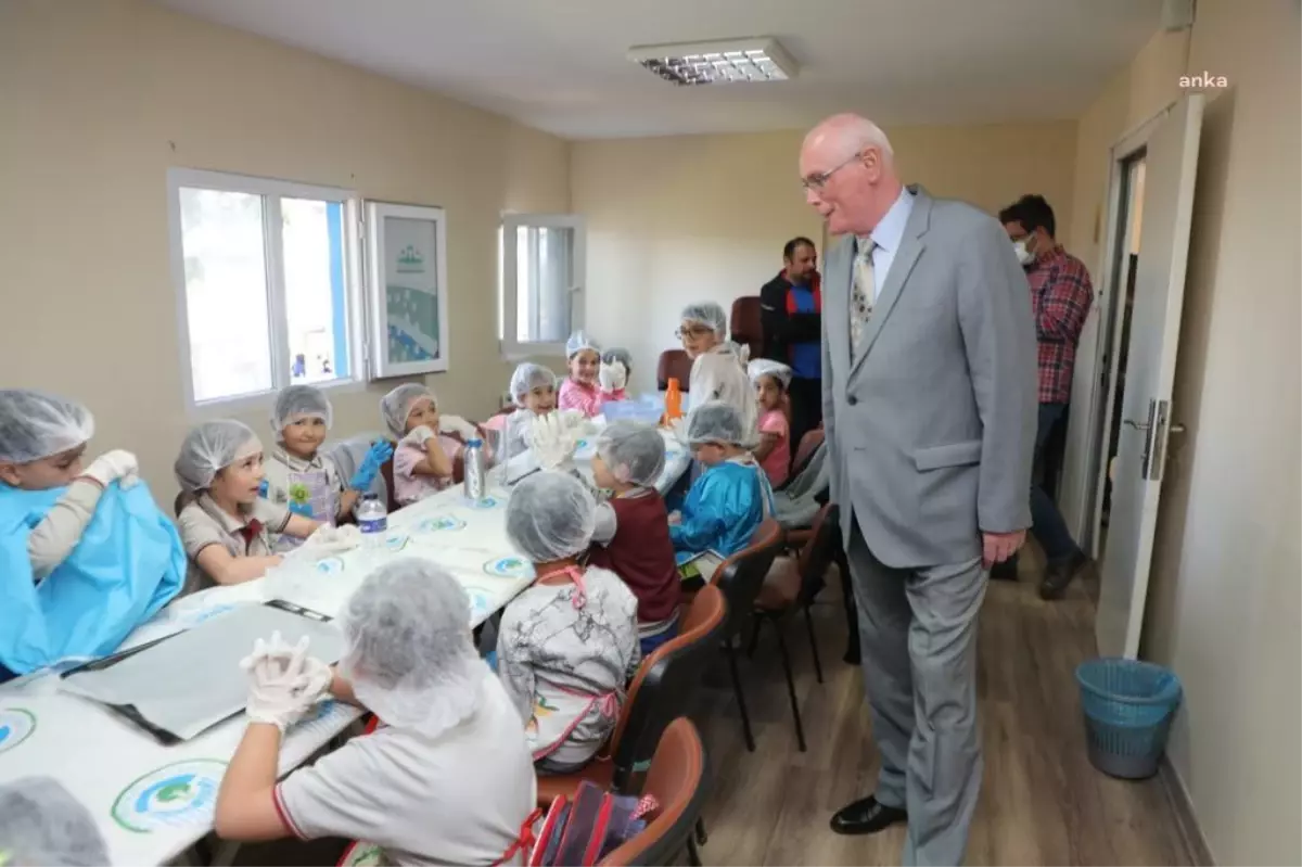 Odunpazarı Belediye Başkanı Kazım Kurt'tan Çocuklara Sürpriz