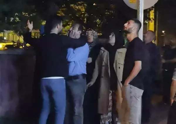 YANAN EVİNİ GÖRÜNCE GÖZYAŞI DÖKTÜ