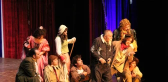 Devlet Tiyatroları Antalya 12. Uluslararası Tiyatro Festivali başladı