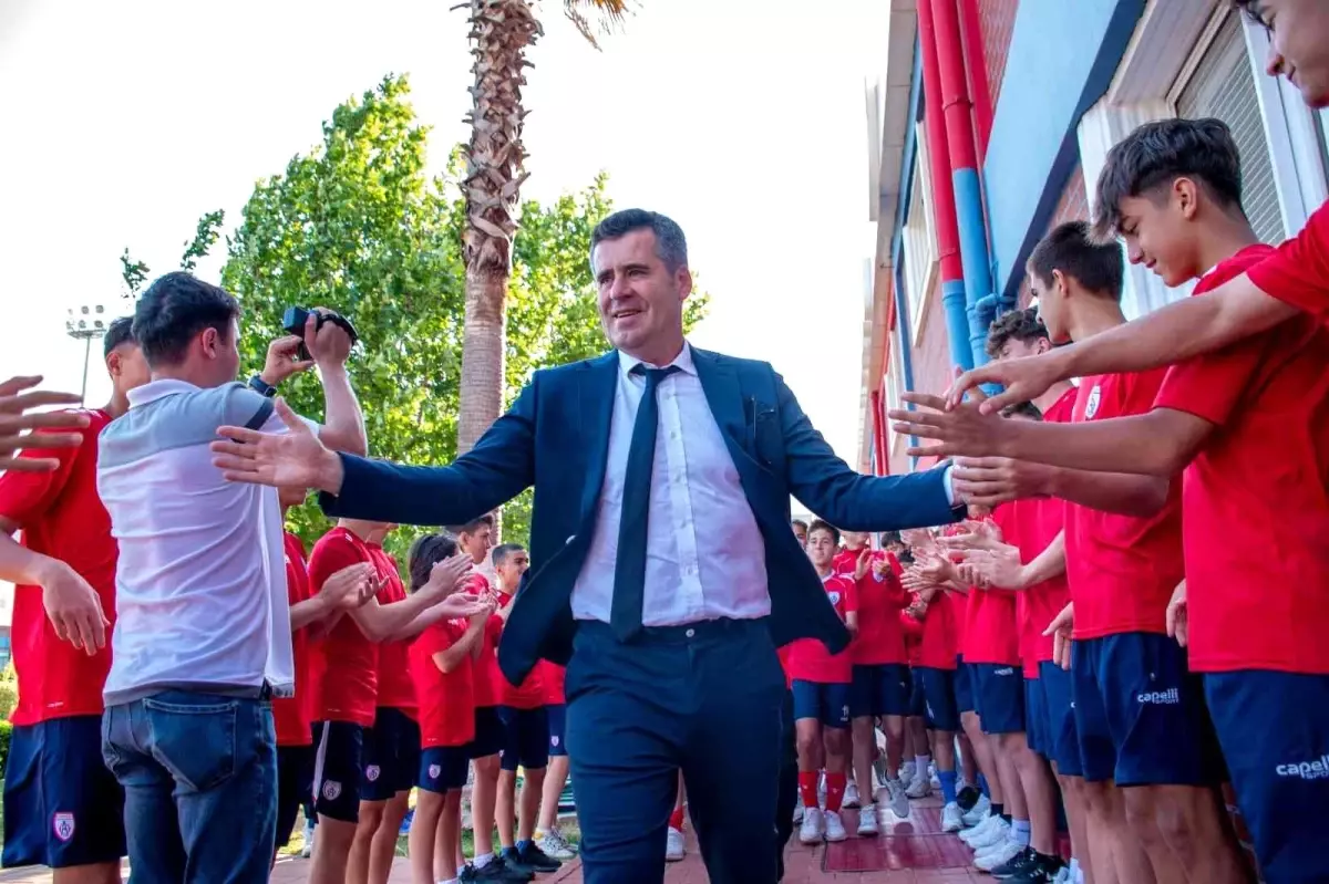 Hüseyin Eroğlu'dan Altınordu'ya veda: 'Bizimkisi bir yol hikayesiydi'