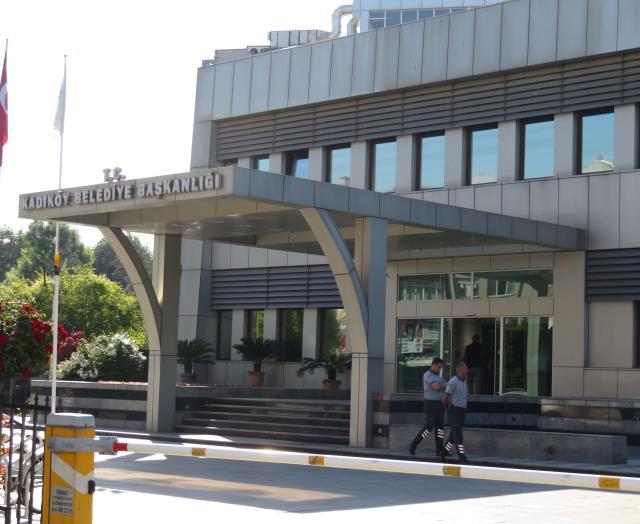 Kadıköy Belediyesi'ne yönelik rüşvet operasyonunda 160 kişi gözaltında! Böyle evlerinden alındılar