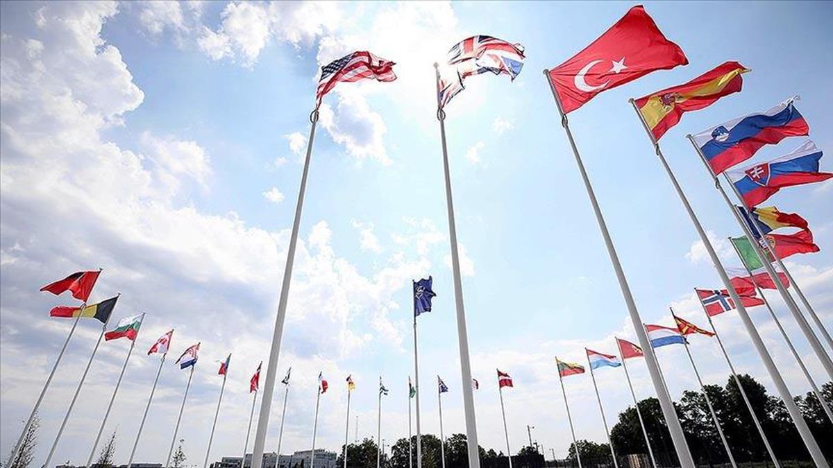 Norveç NATO üyesi mi? Norveç NATO'ya üye mi?