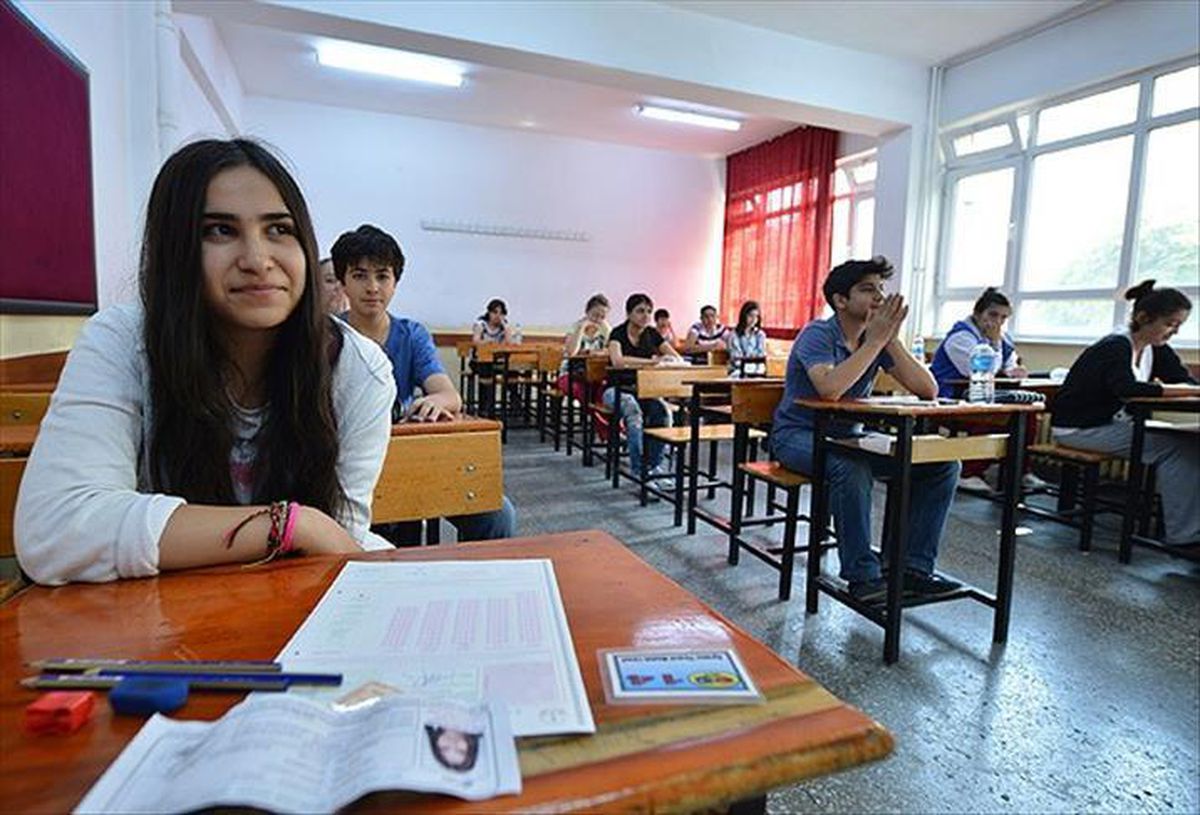 Ortaokulda sınıfta kalma var mı 2022? Lisede sınıfta kalma var mı, sınıf tekrarı var mı? Sınıfta kalma notu kaç?