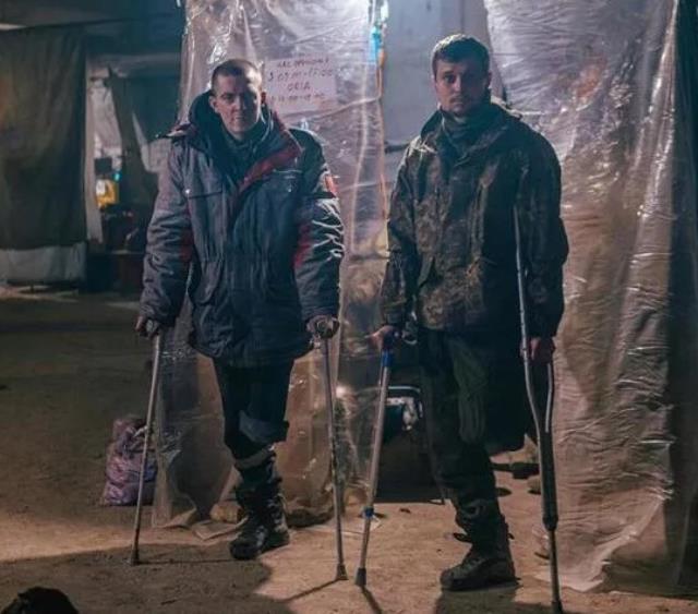 Rus kuşatmasındaki Azovstal'dan 264 Ukrayna askeri tahliye edildi Rus kuşatmasındaki Azovstal'dan 264 Ukrayna askeri tahliye edildi