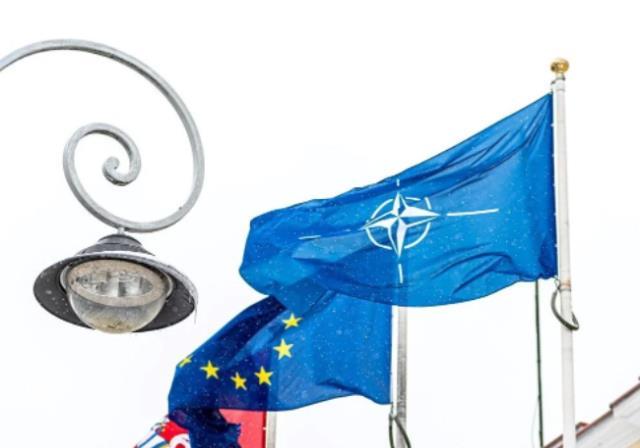 Türkiye onay vermezse İsveç ve Finlandiya, NATO'ya üye olabilir mi? İşte merak edilen sorunun yanıtı Türkiye onay vermezse İsveç ve Finlandiya, NATO'ya üye olabilir mi? İşte merak edilen sorunun yanıtı