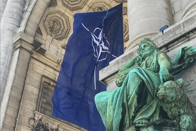 Türkiye onay vermezse İsveç ve Finlandiya, NATO'ya üye olabilir mi? İşte merak edilen sorunun yanıtı Türkiye onay vermezse İsveç ve Finlandiya, NATO'ya üye olabilir mi? İşte merak edilen sorunun yanıtı