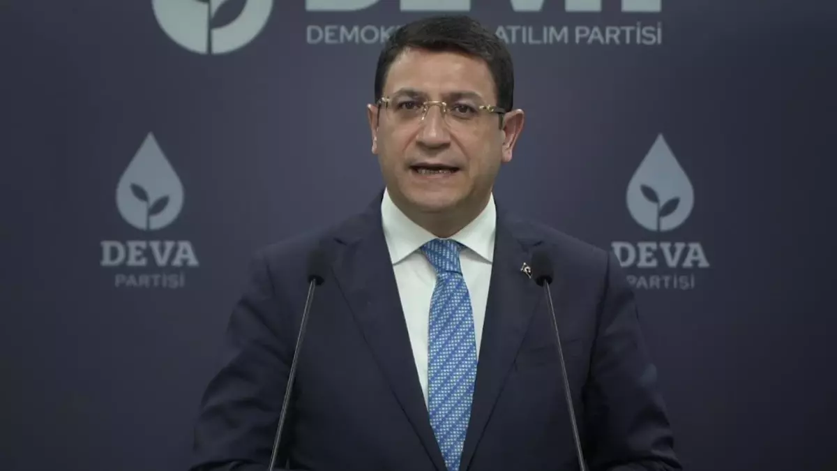 Deva Partili Şahin'den 'Dil ve Üslup' Eleştirisi: 'Siyaset Yapmak İçin İnsanlıktan Çıkmaya Gerek Yok'