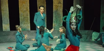 Ankara Devlet Tiyatroları 'Binbir Gece Masalları'nın prömiyerini yaptı