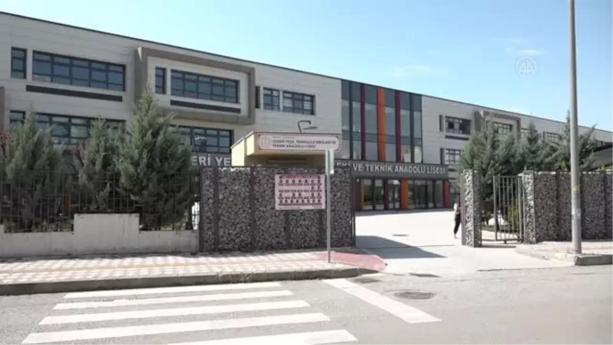 Başkentteki 'yeşil teknoloji lisesi' TEKNOFEST'e iki projeyle katılacak