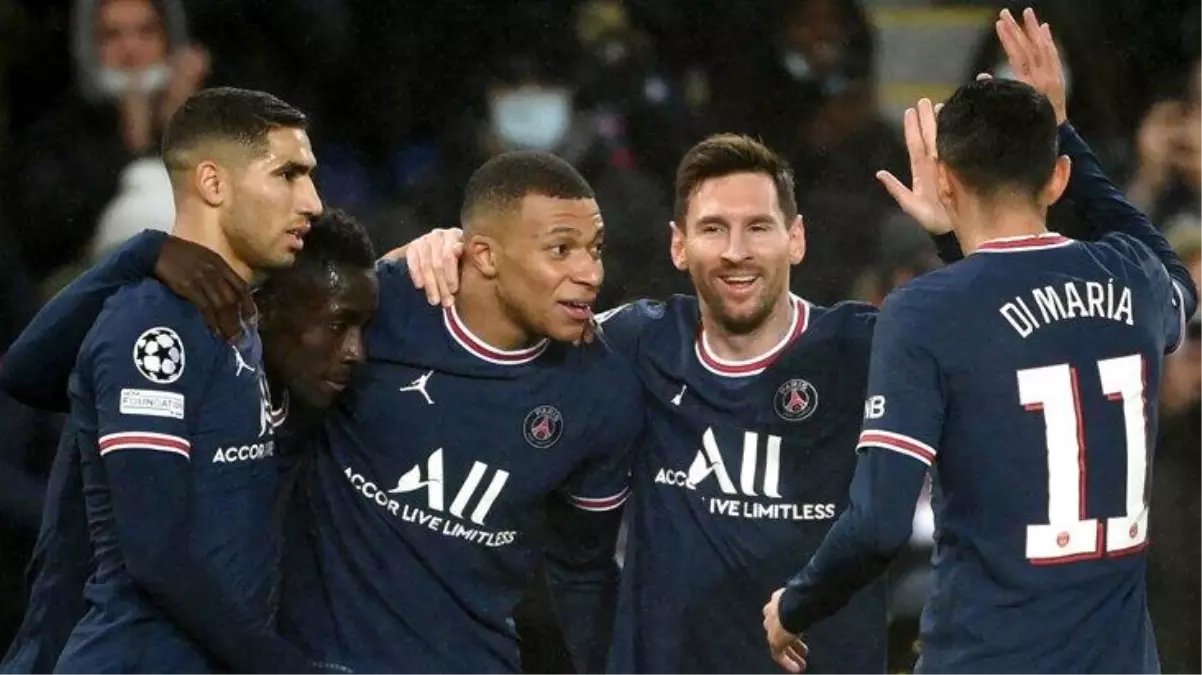 LGBT temalı formayı görünce çıldırmıştı! Dünyaca ünlü Müslüman futbolcu, Süper Lig'e geliyor