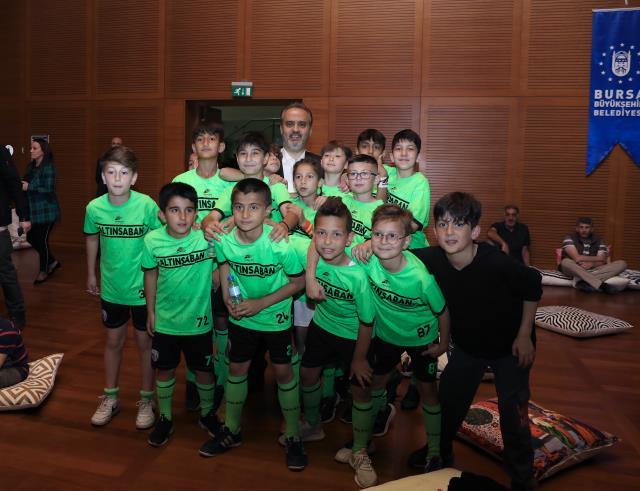 Bursa'da genç olmak bir başka güzel! İşte 19 Mayıs kutlamalarındaki eğlenceli görüntüler