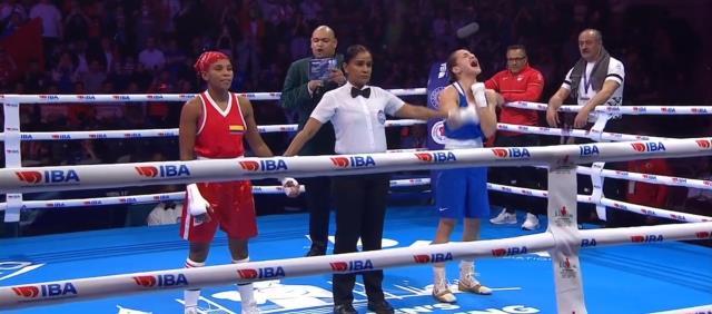 Buse Naz Çakıroğlu, tüm Türkiye'yi duygulandırdı! Ringe çöküp hüngür hüngür ağladı