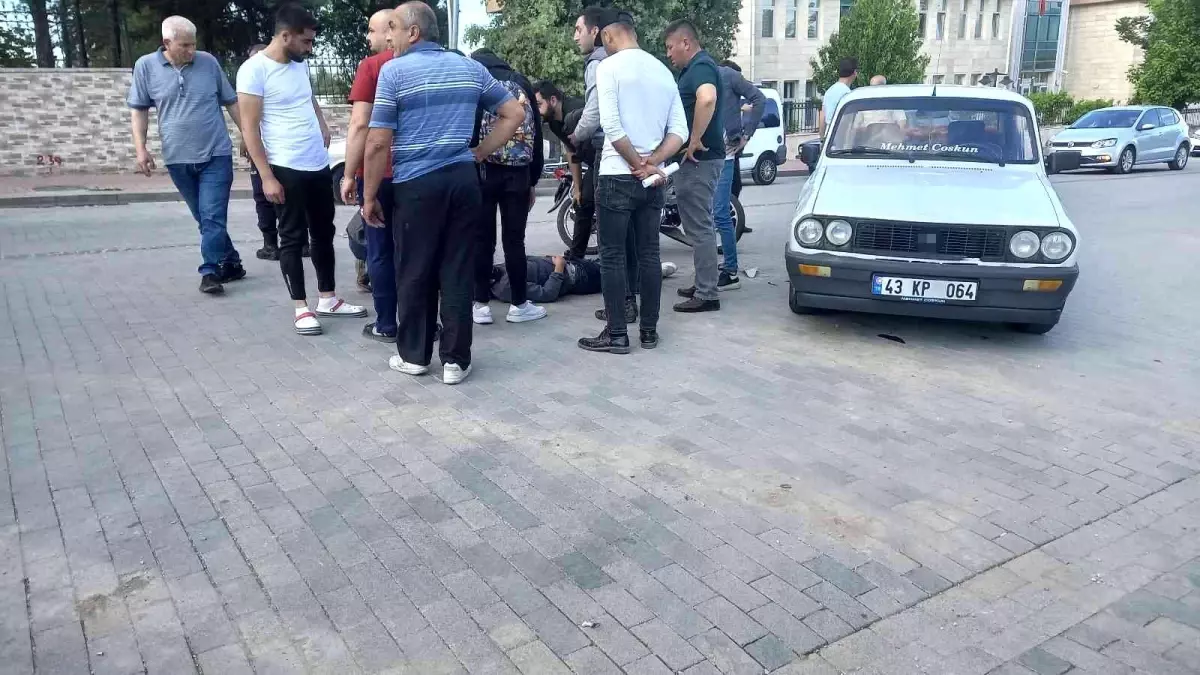 Gediz'de meydana gelen trafik kazasında 1 kişi yaralandı