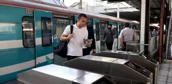 Halkalı-Bahçeşehir banliyö seferleri başladı! Yolculuk 22 dakika sürecek
