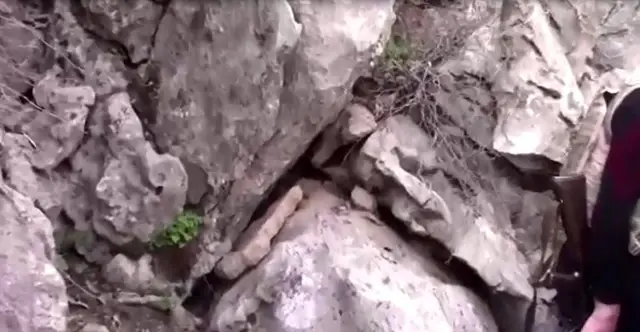 4 yıl önce cinayet uğrayan şahsın eşyaları ve kemik parçaları Kato Dağı eteklerinde bulundu 4 yıl önce cinayet uğrayan şahsın eşyaları ve kemik parçaları Kato Dağı eteklerinde bulundu