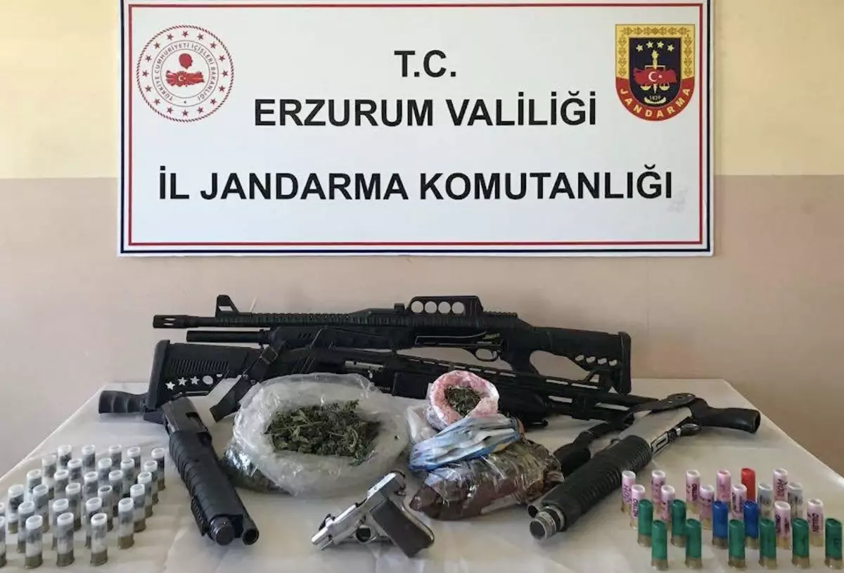 Erzurum ve Ağrı'da uyuşturucu ticareti yaptıkları iddiasıyla 16 zanlı tutuklandı