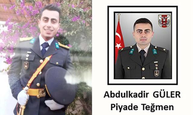 Şehit askerlerin 5'inin aynı karede yer aldığı fotoğraf yürekleri burktu