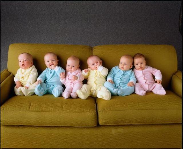 5'izlere hamile kaldığını sanıyordu! Doğumda ortaya çıkan 6'ncı bebeğin saklandığı yer 30 doktoru hayrete düşürdü 5'izlere hamile kaldığını sanıyordu! Doğumda ortaya çıkan 6'ncı bebeğin saklandığı yer 30 doktoru hayrete düşürdü