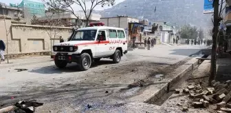 Afganistan'da düzenlenen peş peşe bombalı saldırılarda 14 kişi yaşamını yitirdi