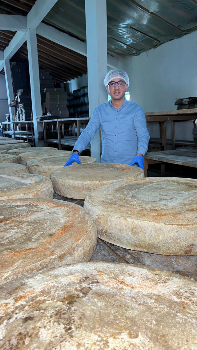 Kars kazını dünyaya tanıtıyor! İlter Avşar, Ardahan kazını markalaştırdı Kars kazını dünyaya tanıtıyor! İlter Avşar, Ardahan kazını markalaştırdı