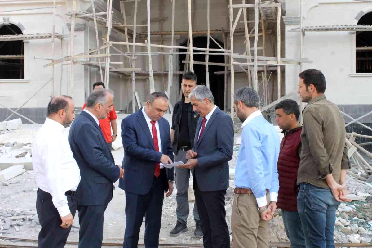 Vali Soytürk, cami ve kuran kursu inşaatlarında incelemelerde bulundu
