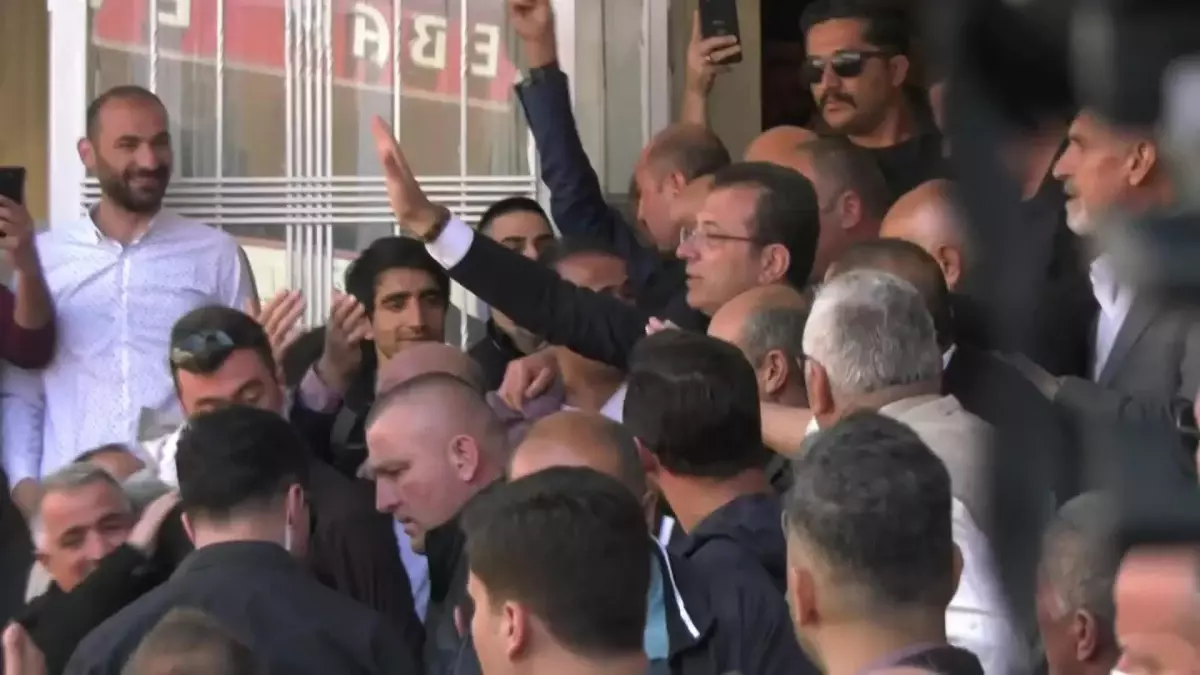 İmamoğlu, Van'da 1 Haziran'da Yargılanacağı Davayı Değerlendirdi: 'Yurdumuzun Yargıç ve Savcılarına Güvenmek İstiyorum'