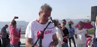 İzmir'de Emekli Astsubaylardan Maaş Tepkisi: 'Bu Şartlarda Geçinemiyoruz, Adalet İstiyoruz'