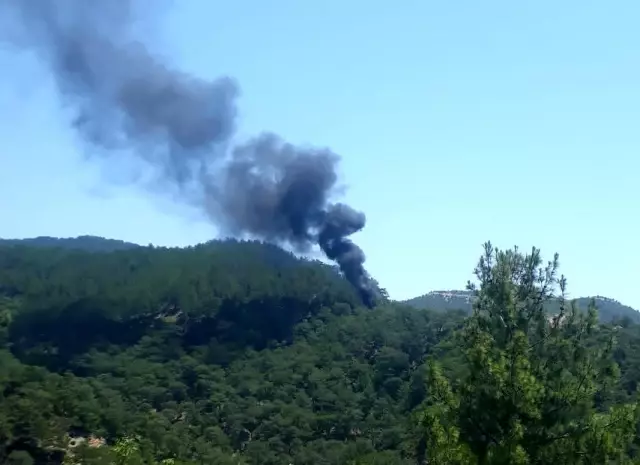 Alevlere teslim olan yolcu otobüsü küle döndü