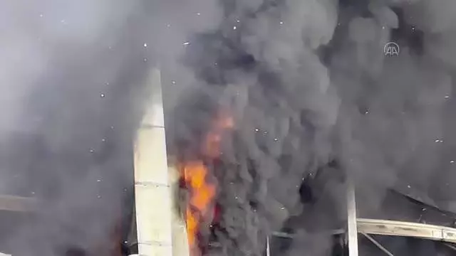 Plastik fabrikasında yangın çıktı