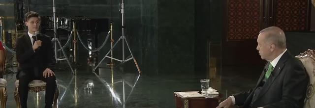 Erdoğan'ın Fenerbahçeli Arda'nın sakatlığını duyunca verdiği tepki yayına damga vurdu