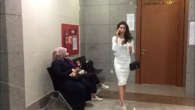 Futbolcu Özer Hurmacı ile eşi Mihriban Hurmacı'ya 1,5 yıla kadar hapis talebi Futbolcu Özer Hurmacı ile eşi Mihriban Hurmacı'ya 1,5 yıla kadar hapis talebi