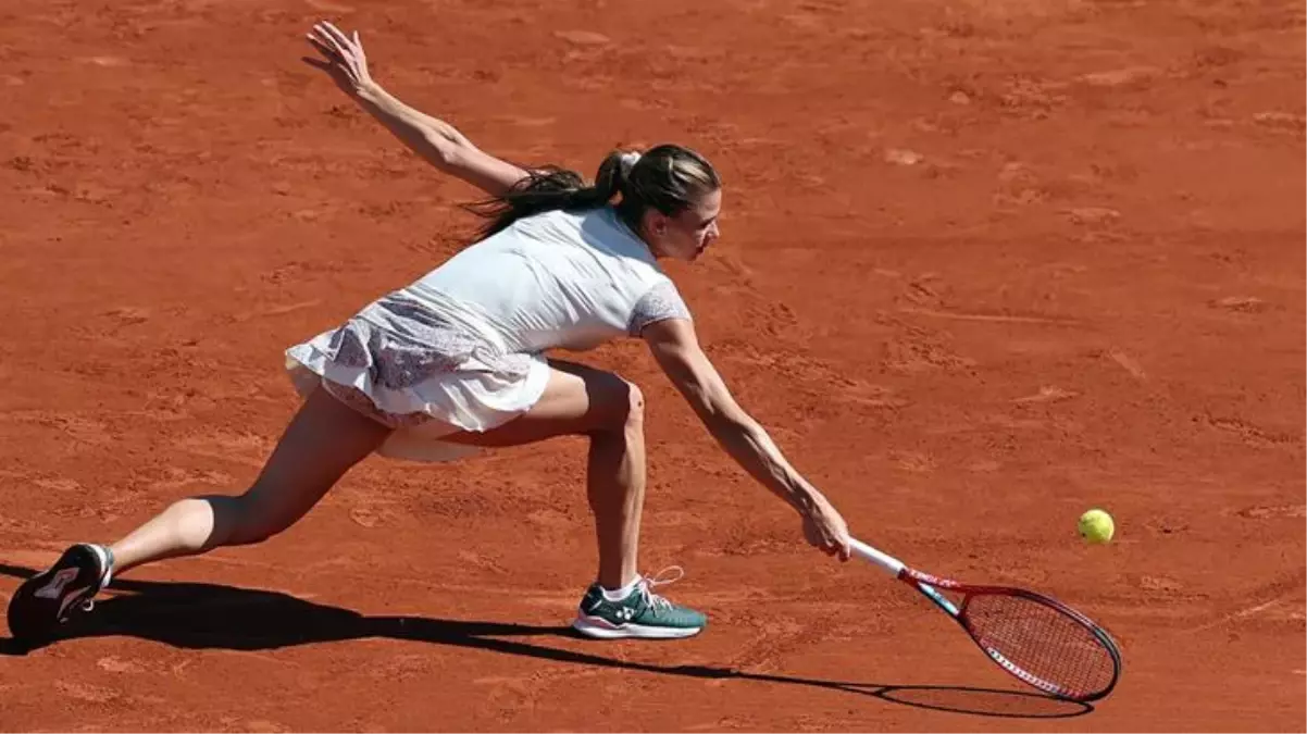 İtalyan tenisçinin kıyafeti olay oldu! Hakem kenara çekip 'Maça böyle çıkamazsın' dedi