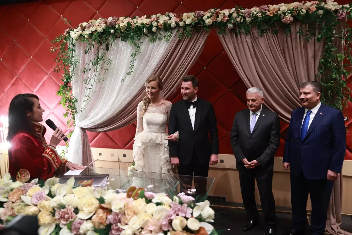 Sağlık Bakanı Koca, Basın Müşaviri Kirişçioğlu'nun nikah şahitliğini yaptı