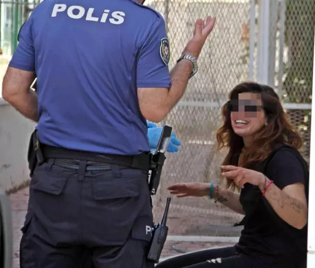 Boşaltılan bankada hırsızlık teşebbüsüne suçüstü : Şüpheli genç kadın gözyaşlarını tutamadı