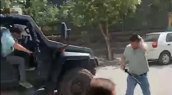 Şanlıurfa'da 2 aşiret arasında arazi kavgası: 2'si polis çok sayıda yaralı var