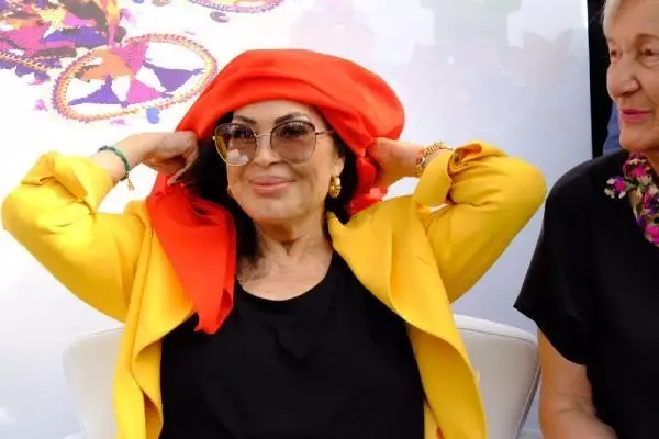 Türkan Şoray ve Kadir İnanır yıllar sonra Eskişehir'de bir araya geldi