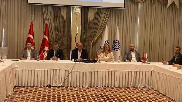 Muharrem İnce'den Kılıçdaroğlu'na sert sözler: Trabzon'da ülkücü, Konya'da muhafazakar, Van'da HDP'li oluyorsun